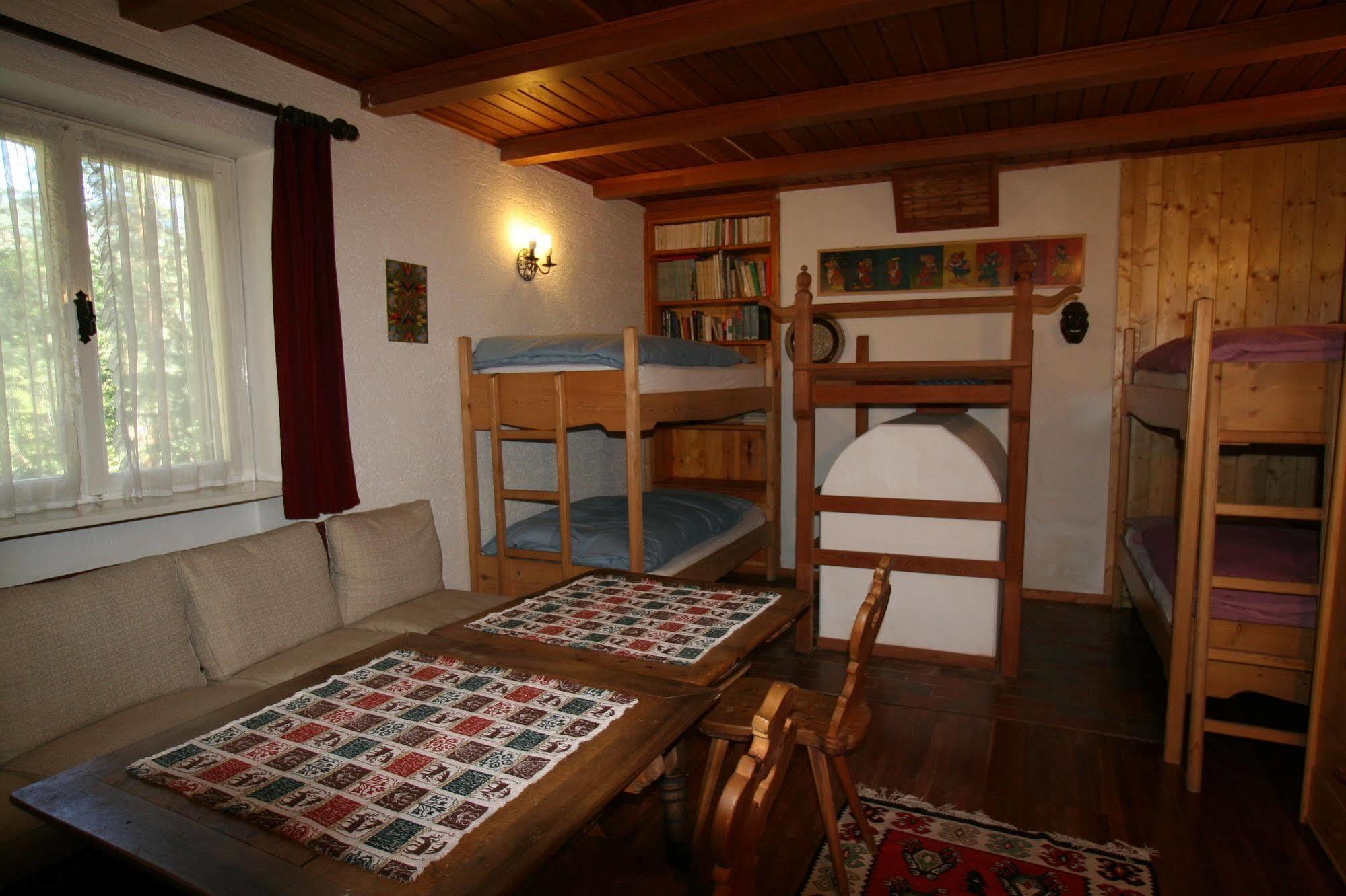 B&B Villa Dolomites Hut San Vigilio Di Marebbe Exterior foto